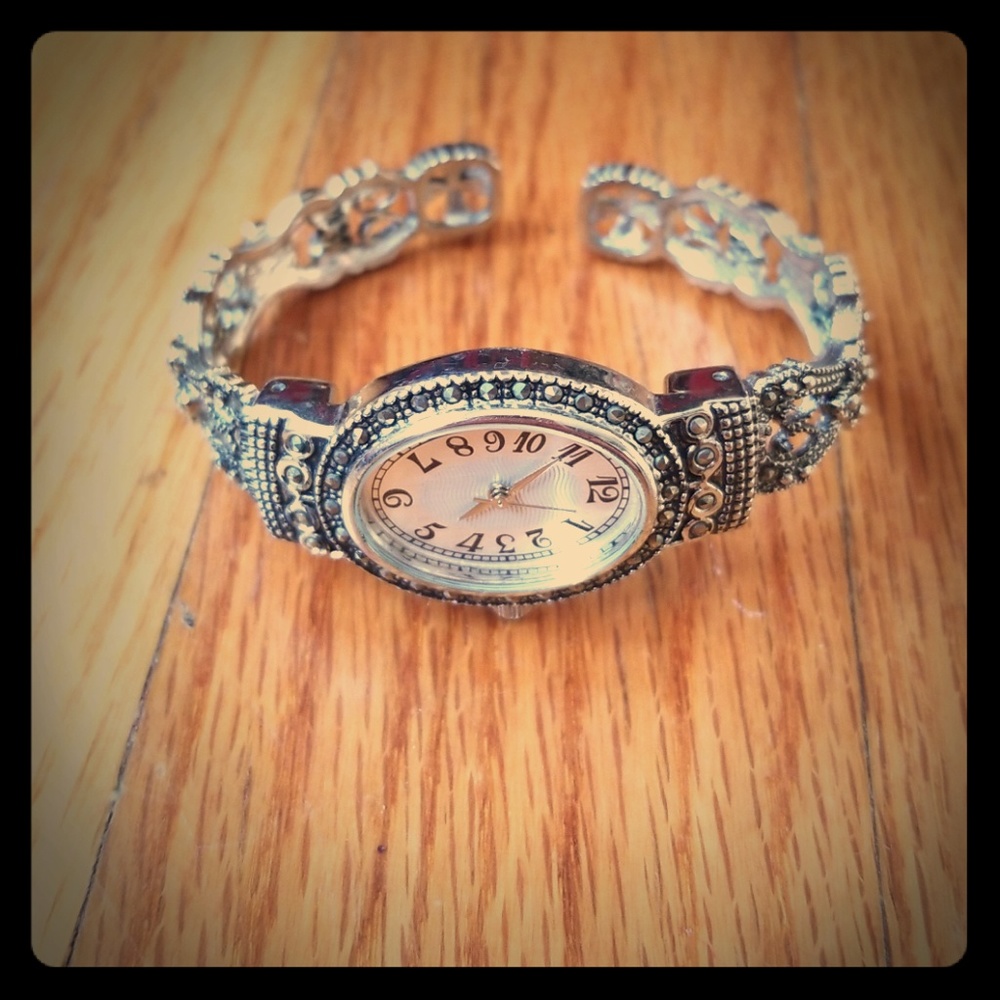 Womens fashion watch